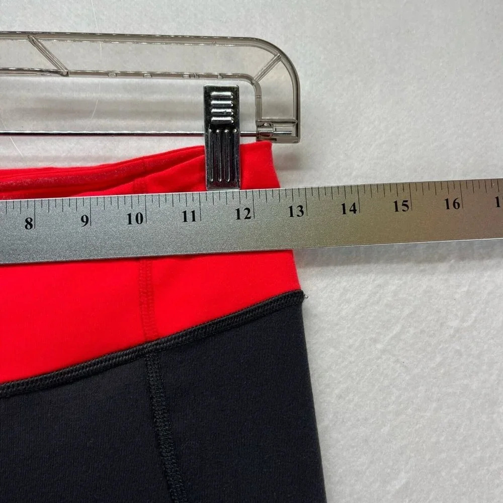 Lululemon Pants Womens Size 4 Gather & Crow Crop Athletic Workout Yoga Black Red - Picture 10 of 11
